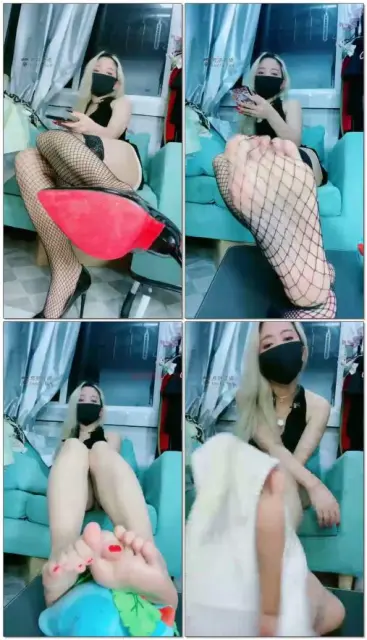 【猫熙S】第一视角红绿灯，原味内裤炸